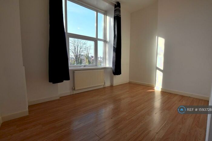 1 Bedroom Flat To Rent In Crescent Road, Luton, LU2