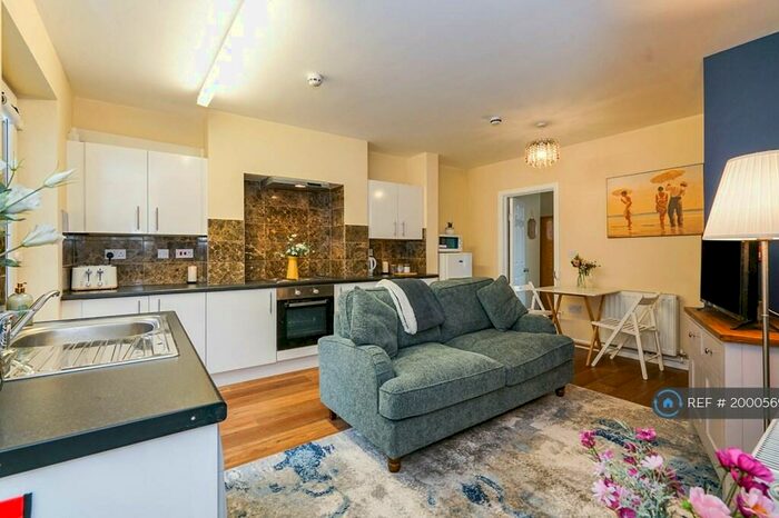 1 Bedroom Flat To Rent In Eccles Town Centre, Eccles, M30