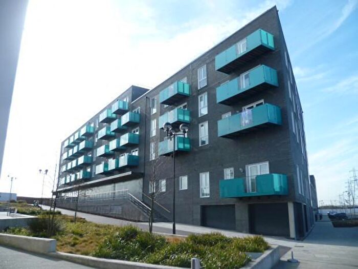 2 Bedroom Apartment To Rent In Leslie Hitchcock House, Minter Road, Barking, Ilford, London, IG11