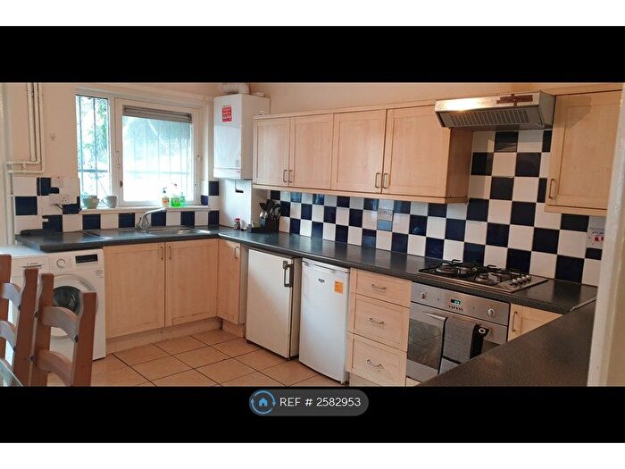 4 Bedroom Terraced House To Rent In Stoughton Close, London, SE11