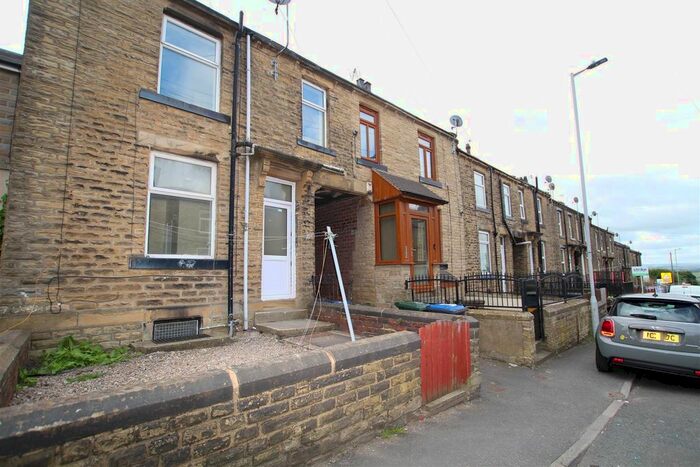 2 Bedroom End Of Terrace House To Rent In Shetcliffe Lane, Tong Street, Bradford, BD4