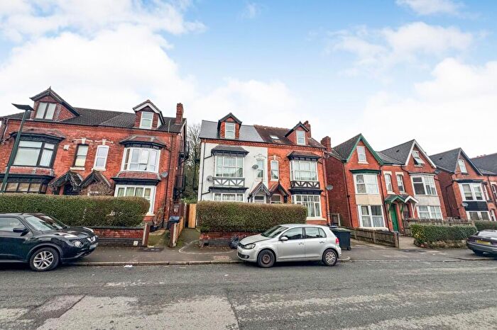 7 Bedroom House Of Multiple Occupation For Sale In Stanmore Road, Edgbaston, Birmingham, B16