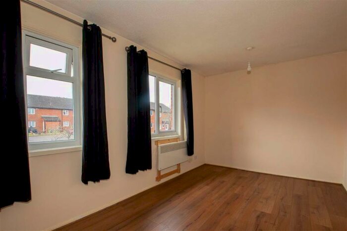 1 Bedroom Apartment To Rent In Kercroft, Two Mile Ash, Milton Keynes, MK8