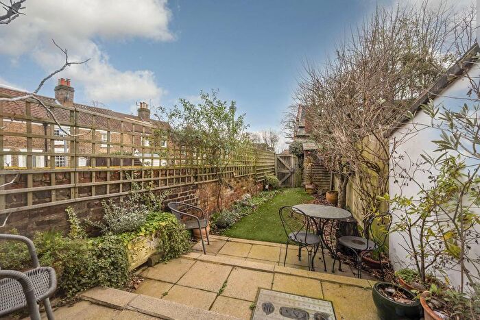 2 Bedroom End Of Terrace House To Rent In Ridgway, Wimbledon Village, London, SW19