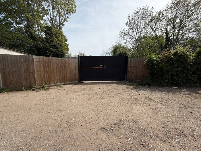 Land To Rent In Watling View, St. Albans, AL1