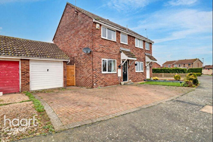 3 Bedroom Semi-Detached House For Sale In Merstham Drive, Clacton-On-Sea, CO16