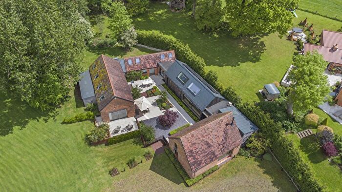 5 Bedroom Barn Conversion For Sale In Lea End Lane, Hopwood, Alvechurch, B48