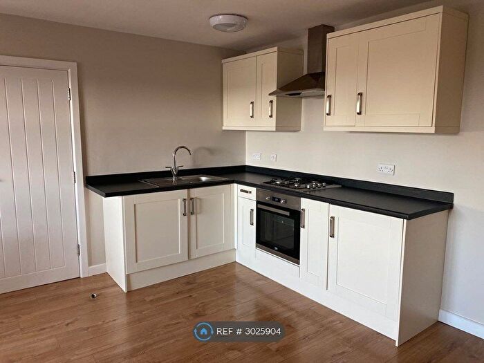 2 Bedroom Flat To Rent In Cantley, Doncaster, DN3