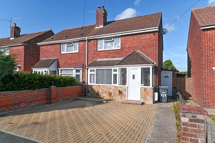 2 Bedroom Semi Detached House For Sale In Middle Park Way, Leigh Park, PO9