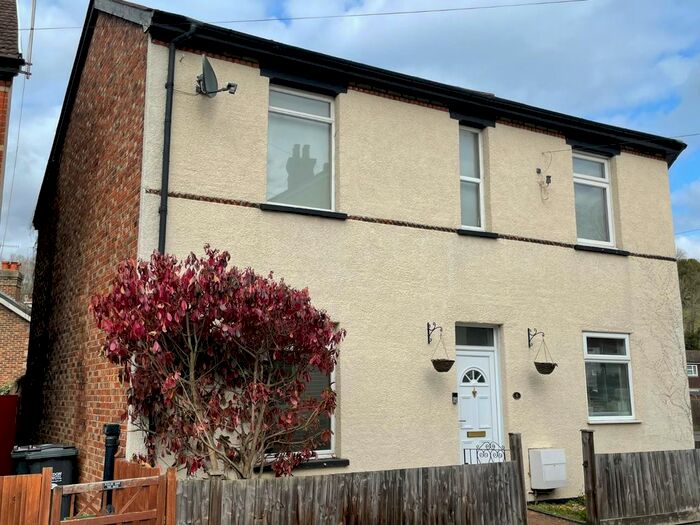 3 Bedroom Detached House To Rent In Little Roke Road, Kenley, CR8