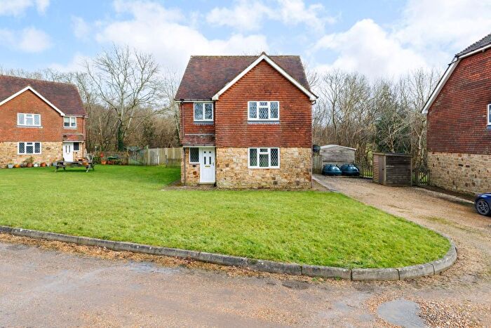 4 Bedroom Detached House To Rent In Dewlands Hill, Crowborough, TN6