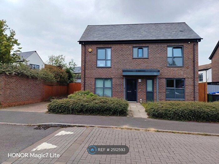3 Bedroom Detached House To Rent In Harvard Way, Milton Keynes, MK10