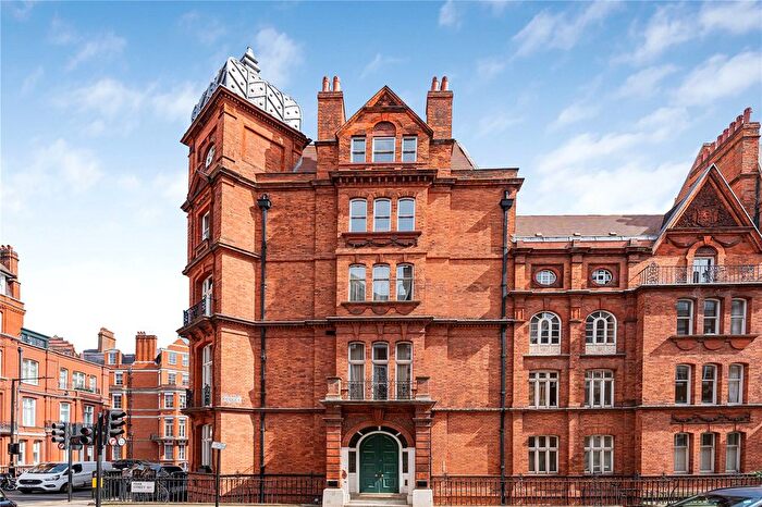 1 Bedroom Flat For Sale In Green Street, London, W1K