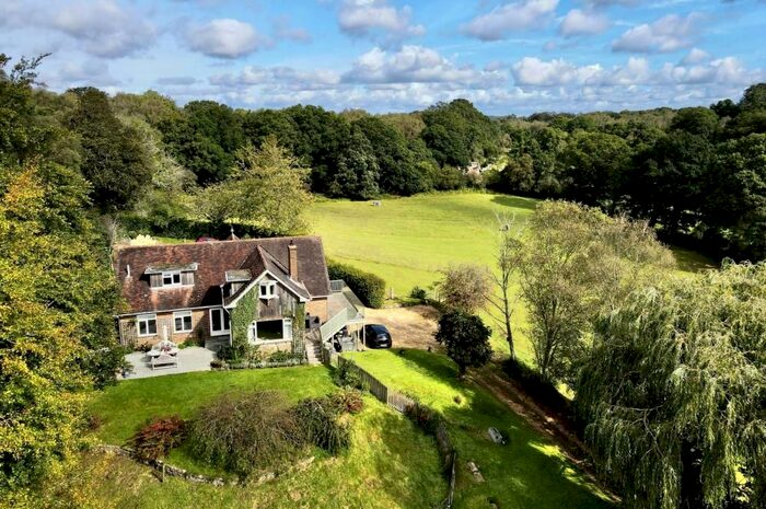 4 Bedroom Detached House For Sale In Highwood, Ringwood, BH24