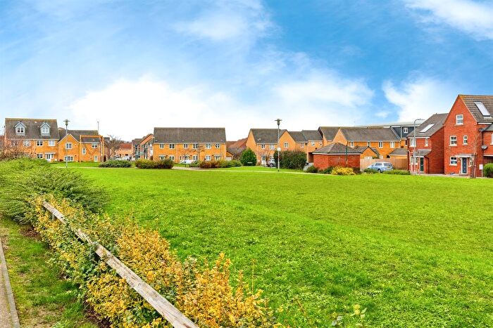 3 Bedroom Terraced House For Sale In Tweed Crescent, Rushden, NN10