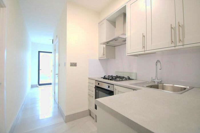 1 Bedroom Flat To Rent In Cavendish Gardens, Barking, IG11