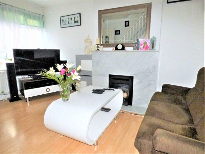 2 Bedroom Terraced House To Rent In Fairholme Crescent, Hayes, Greater London, UB4