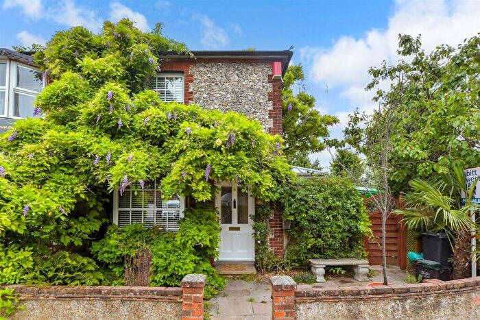 2 Bedroom Semi Detached House For Sale In High Street, Redhill, Surrey, RH1