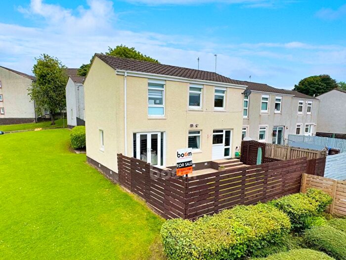 3 Bedroom End Of Terrace House For Sale In Buckie, Erskine, PA8