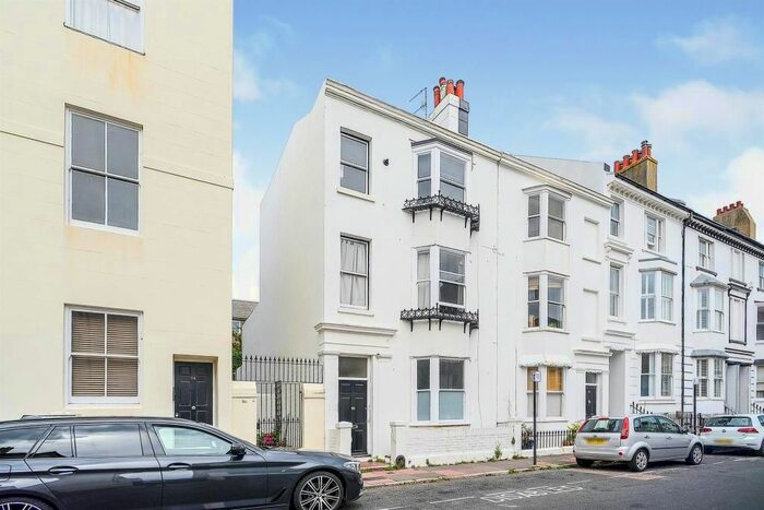 1 Bedroom Flat To Rent In Chesham Road, Brighton, BN2