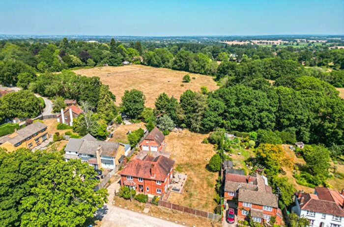 5 Bedroom Detached House For Sale In Birchwood, Mortimer Common, Reading, Berkshire, RG7