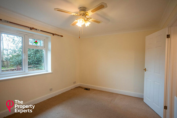 1 Bedroom Bungalow For Sale In Coley Avenue, Reading, RG1