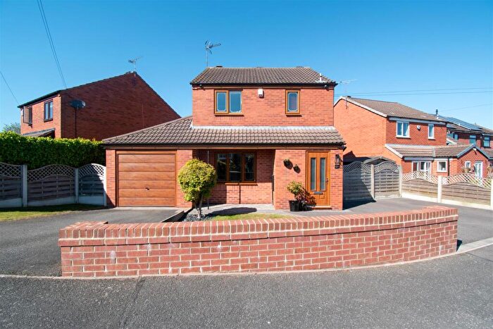 3 Bedroom Detached House For Sale In Stoneleigh Way, Swanwick, Alfreton, DE55