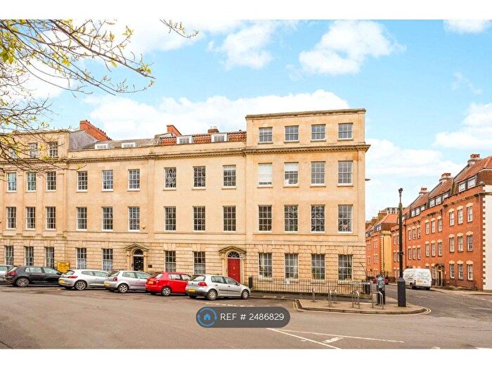 2 Bedroom Flat To Rent In Portland Square, Bristol, BS2