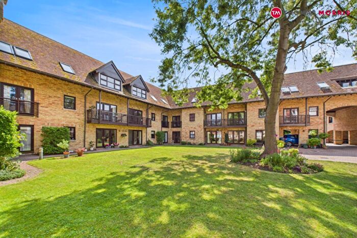 2 Bedroom Apartment For Sale In Bridgefoot, St. Ives, Cambridgeshire, PE27