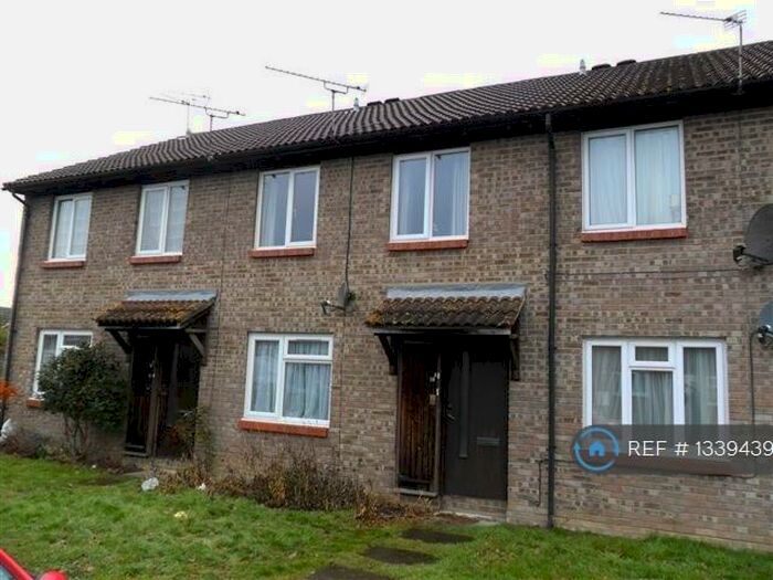 1 Bedroom Flat To Rent In Alma Road, Bordon, GU35