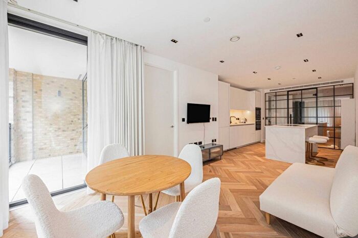 1 Bedroom Flat To Rent In Cluny Mews, London, SW5