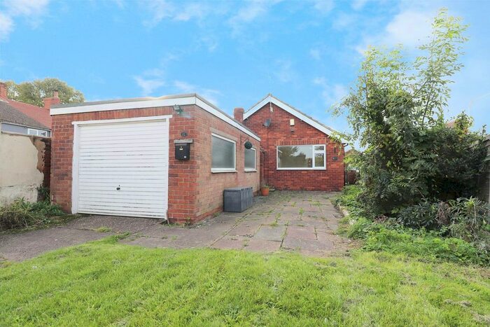 2 Bedroom Detached Bungalow For Sale In Trentside, Keadby, Scunthorpe, DN17