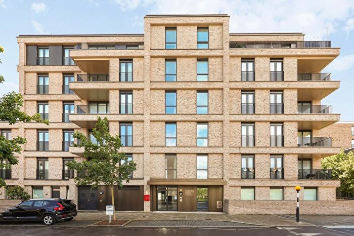 1 Bedroom Flat For Sale In Maddison Way, Stratford, E20