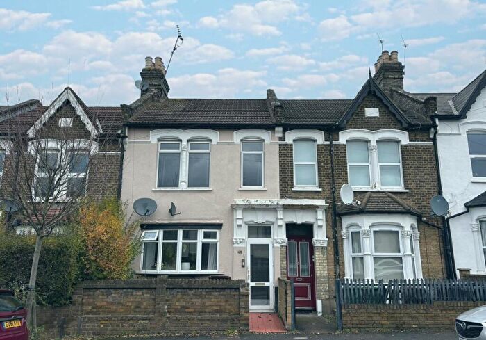 2 Bedroom Flat To Rent In Cairo Road, Walthamstow, E17