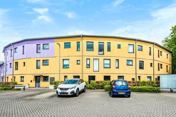1 Bedroom Apartment To Rent In The Serpentine, Aylesbury, HP19