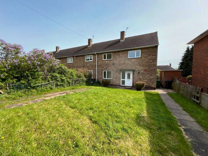 3 Bedroom Semi-Detached House To Rent In Schofield Road, Loughborough, LE11