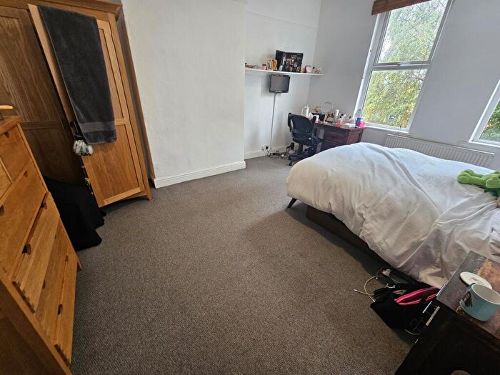 6 Bedroom House To Rent In Consort Street, Leeds, LS3