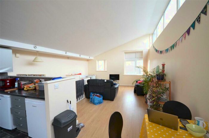 3 Bedroom Semi-Detached House To Rent In Peregrine Street, Hulme, Manchester, M15