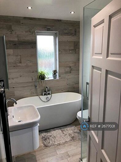 3 Bedroom Semi Detached House To Rent In Stanfell Road, Leicester, LE2