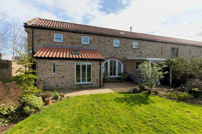 3 Bedroom Barn Conversion For Sale In Eppleby, Richmond, DL11