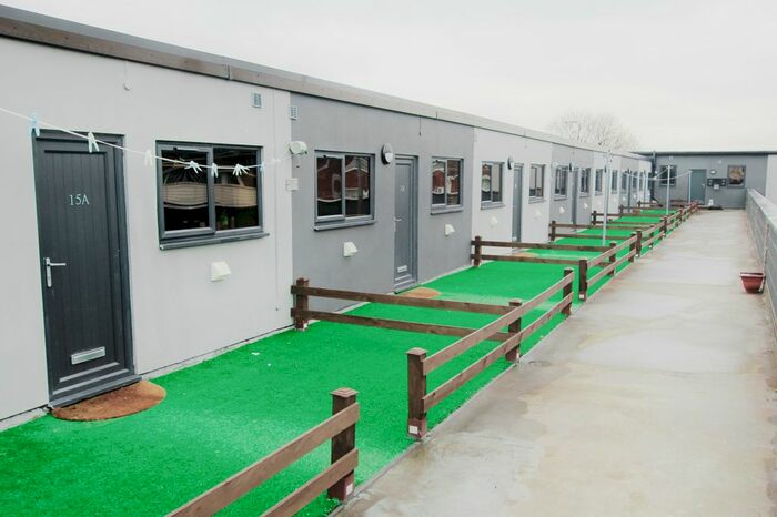 2 Bedroom Flat To Rent In Bills Inclusive - Old Brickyard, Carlton, Nottingham, NG3