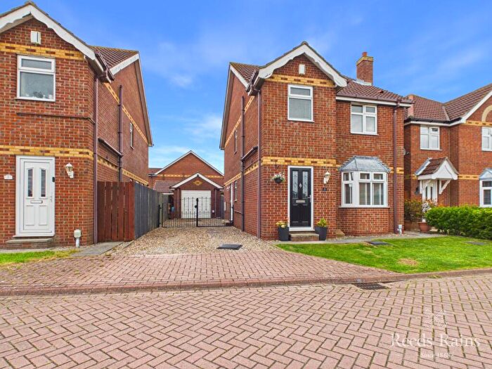 3 Bedroom Detached House For Sale In Birchwood Close, Burstwick, Hull, East Yorkshire, HU12