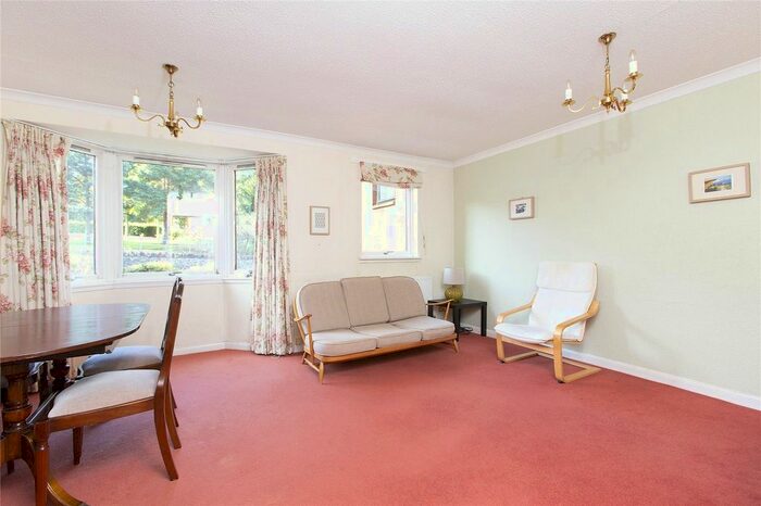 2 Bedroom Flat To Rent In Glenlockhart Road, Colinton, Edinburgh, EH14