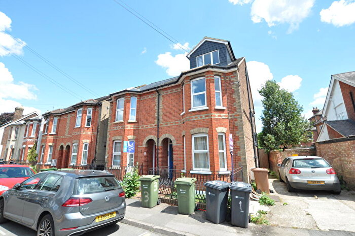 2 Bedroom Apartment To Rent In Victoria Road, Guildford, Surrey, GU1
