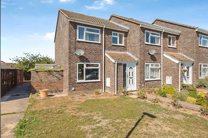 3 Bedroom End Of Terrace House For Sale In Rosecroft, Chapel Road, Attleborough, Norfolk, NR17