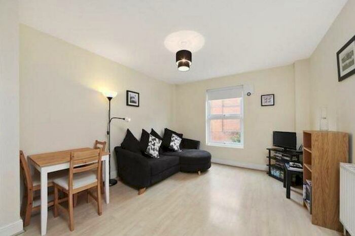 1 Bedroom Flat To Rent In Boston Place, Marylebone, NW1