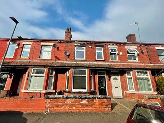 5 Bedroom House To Rent In Filey Road, Fallowfield, M14