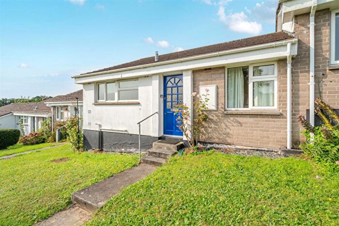 2 Bedroom Bungalow For Sale In Greenbanks Road, Rock, PL27