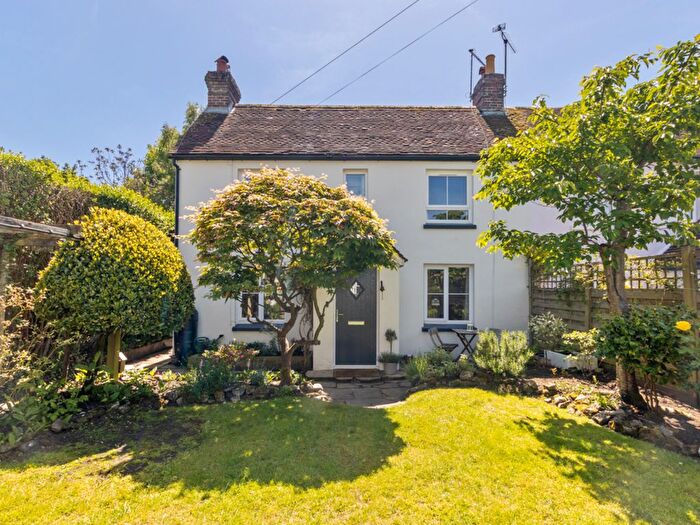 3 Bedroom Cottage For Sale In Hill Brow Road, Liss, GU33