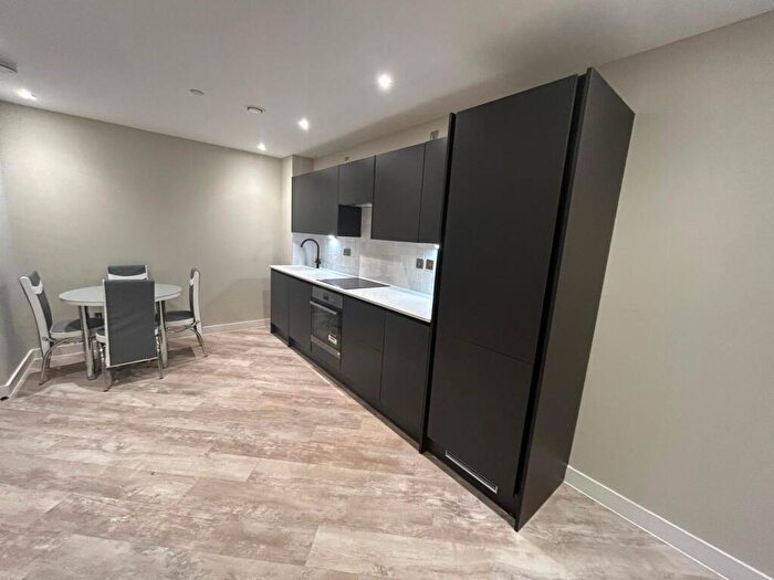 1 Bedroom Apartment To Rent In Fountain Lofts, B12